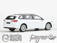 Skoda Superb IV Combi (2023) 143AB-047EP