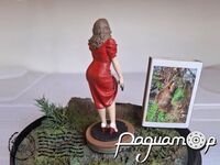 Фігурка Небезпечна жінка в червоному (1шт) 440180 [ZI]