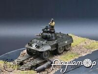 M8 Light Armored Car «Greyhound» (1943) (+2 фигурки и виньетка) 72338-B