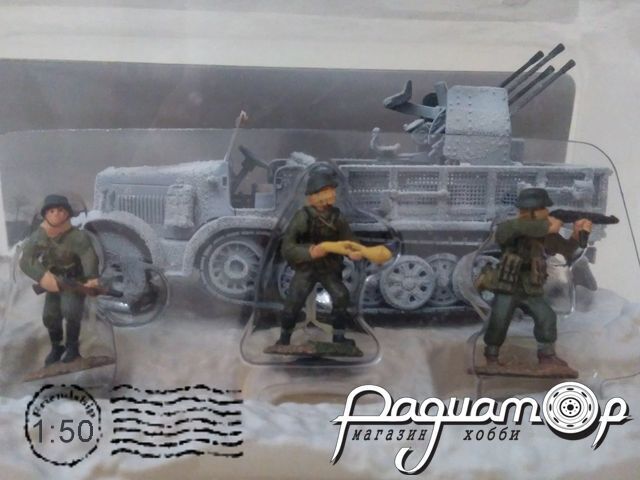 Sd.Kfz. 7/1 Anti-Aircraft Gun with 3 German Infantry Figures, Holand (1944) CC60011 [SR]