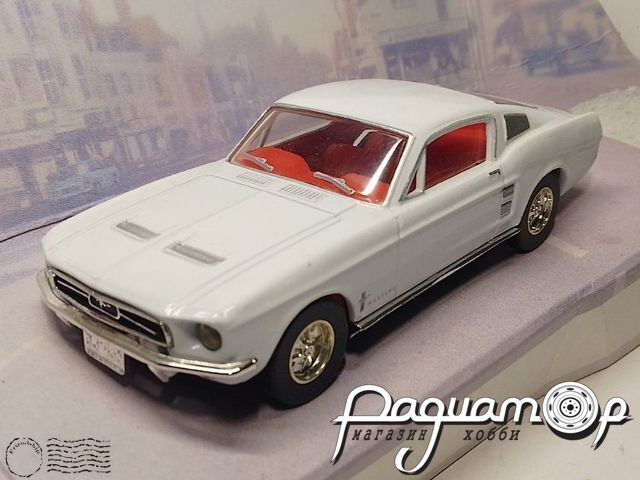 Ford Mustang Fast Back (1967) 665059 [IS]