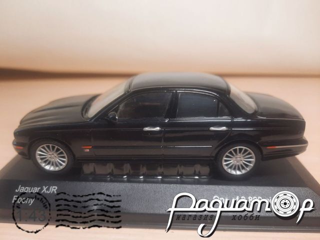 Jaguar XJR Ebony (2005) 317898 [SR]