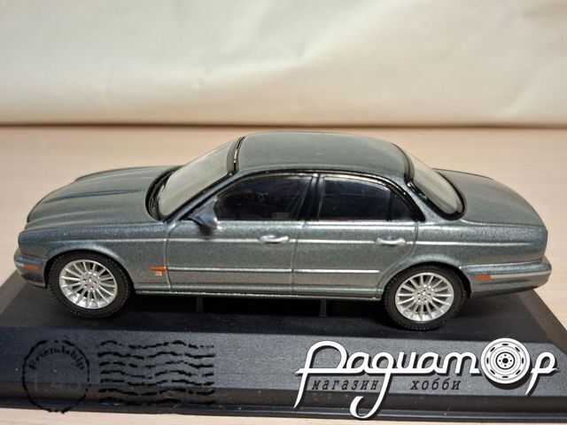 Jaguar XJR (2005) 317959 [SR]