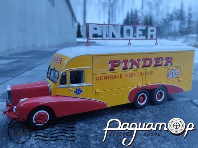 Bernard 28 Electrical Truck Pinder Circus (1951) PINC01-2 [LB]***