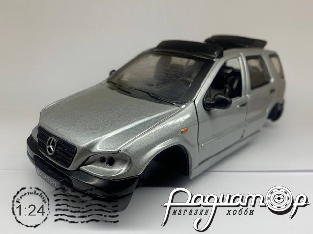 Mercedes-Benz ML 430 (1997) 214060 [MY]***